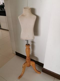 (Category: ) located in . Submitted by love.shopping (Listing ID 1028202720, Image 1). Description: .