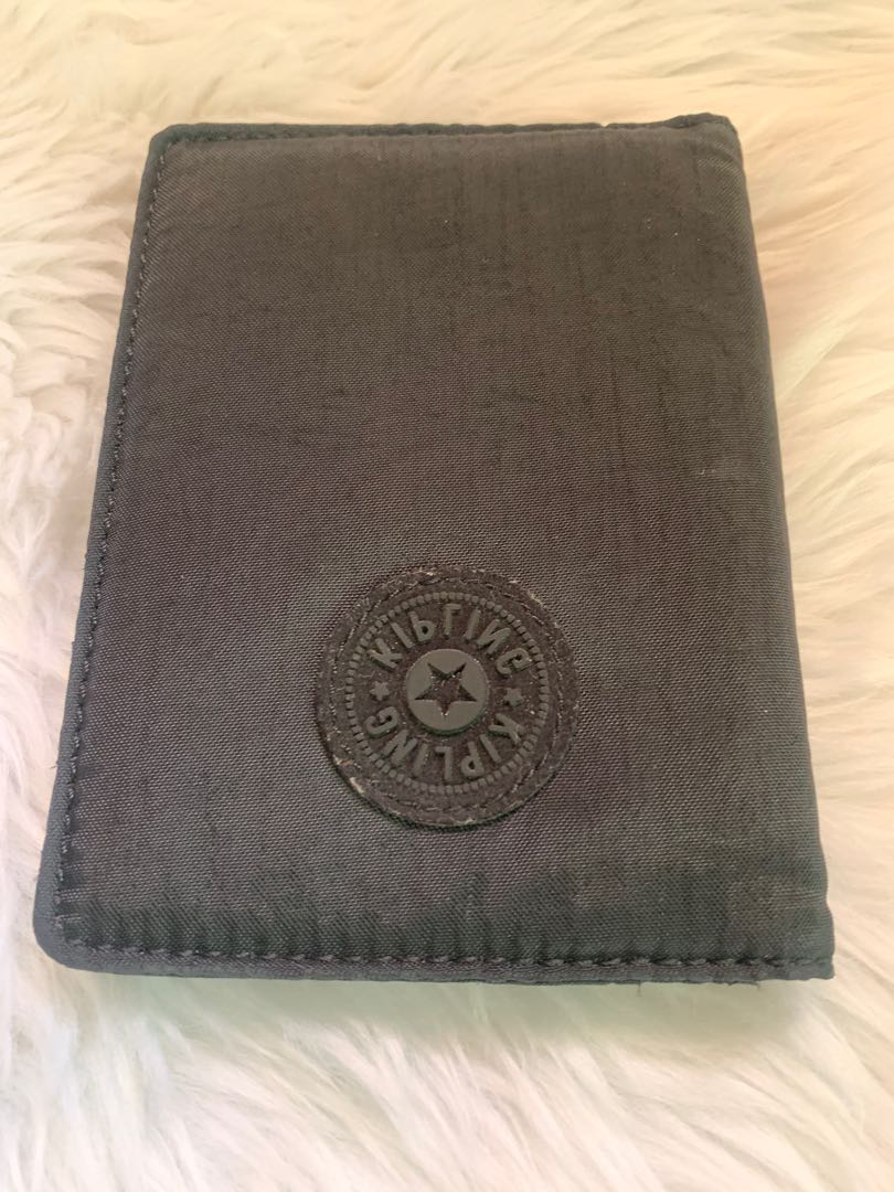 Kipling Passport holder, Women's Fashion, Bags & Wallets, Wallets