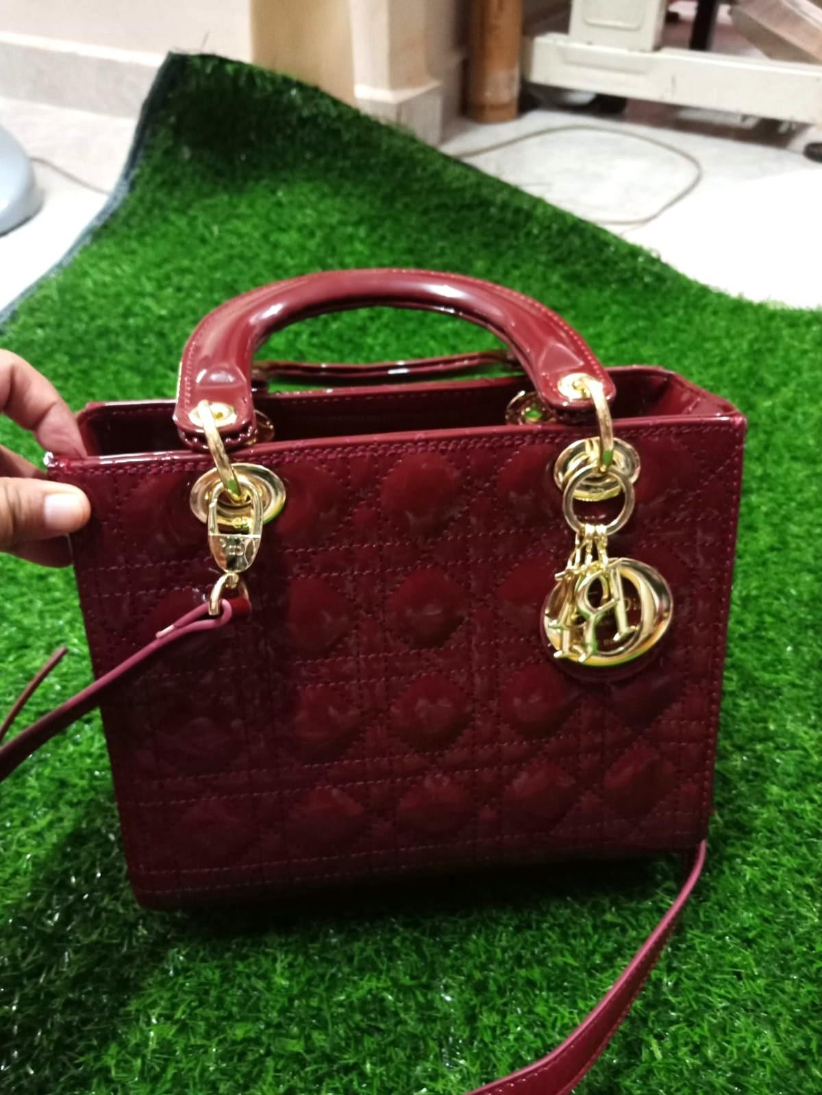 Burgundy dior outlet bag