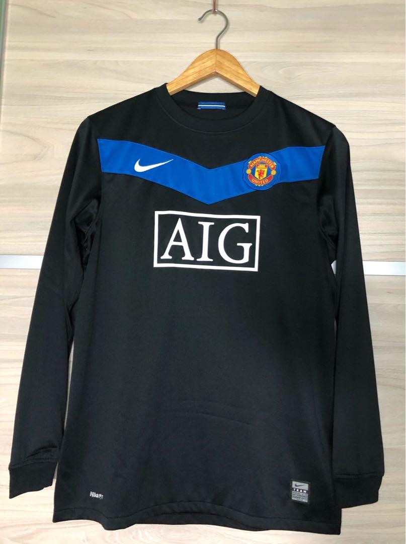 Manchester United Jersey Men S Fashion Clothes Tops On Carousell