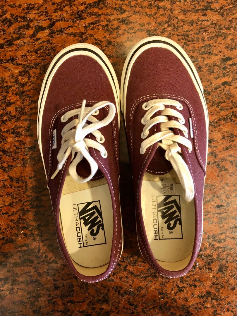 maroon vans shoes