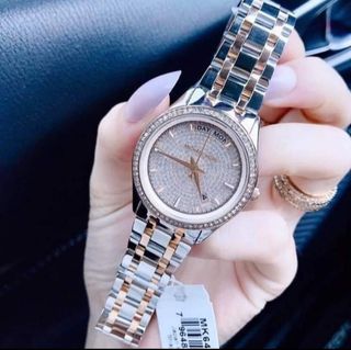 (Category: ) located in . Submitted by youdeservethese (Listing ID 1028207867, Image 1). Description: .
