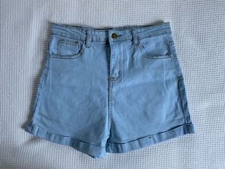 (Category: ) located in . Submitted by quick.clearance (Listing ID 1028250868, Image 1). Description: .