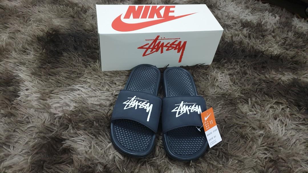 harga sandal nike benassi