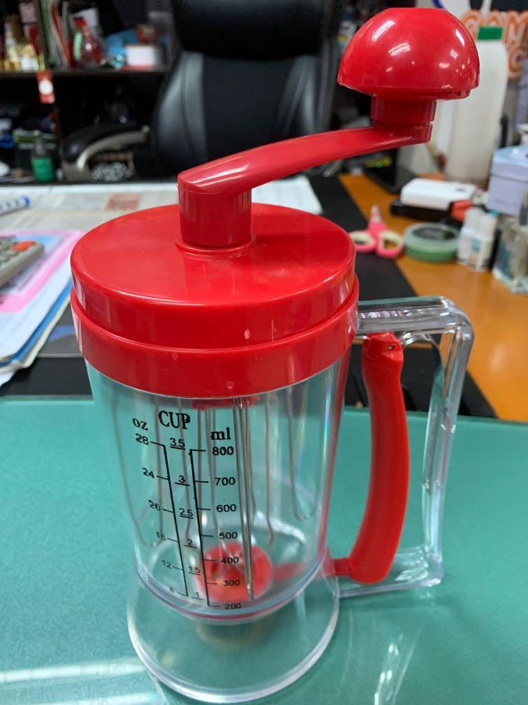 Pancake Machine (Category: Breadmakers) located in Pasay City. Submitted by ayinong168 (Listing ID 1028271616, Image 2). Description: Item is brand new still with box with issues only in handle pls see last pic pm if interested.