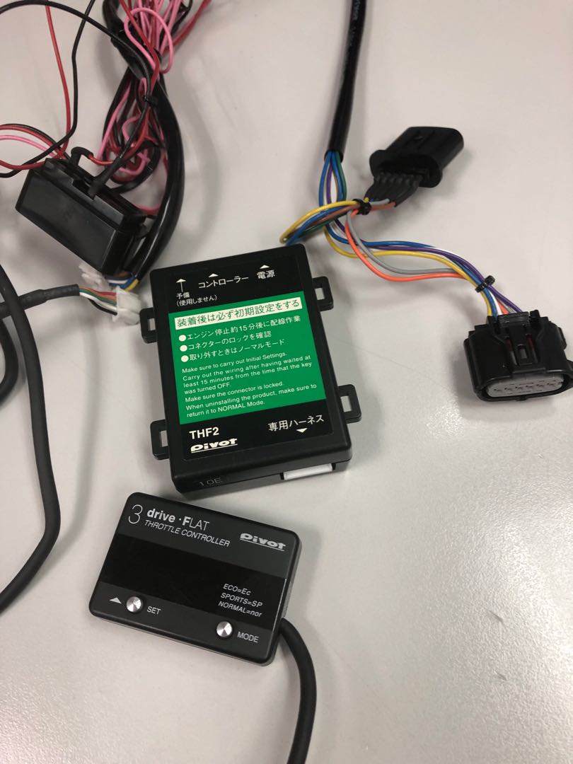Pivot 3-drive throttle controller (Japan) with harrier harness., Car  Accessories, Accessories on Carousell