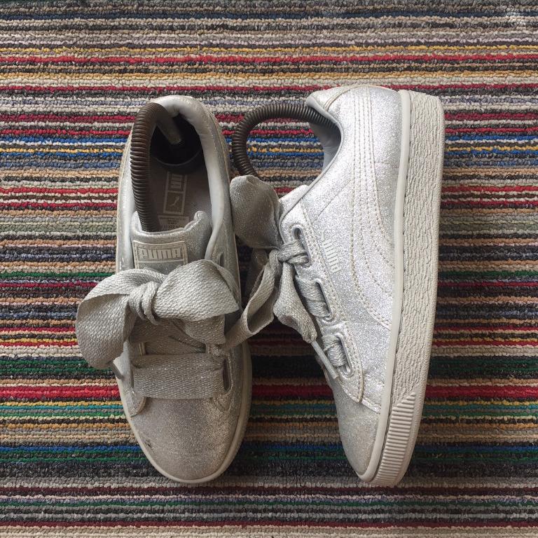 Puma Basket Heart Holiday Glamour Silver Fesyen Wanita Sepatu di Carousell