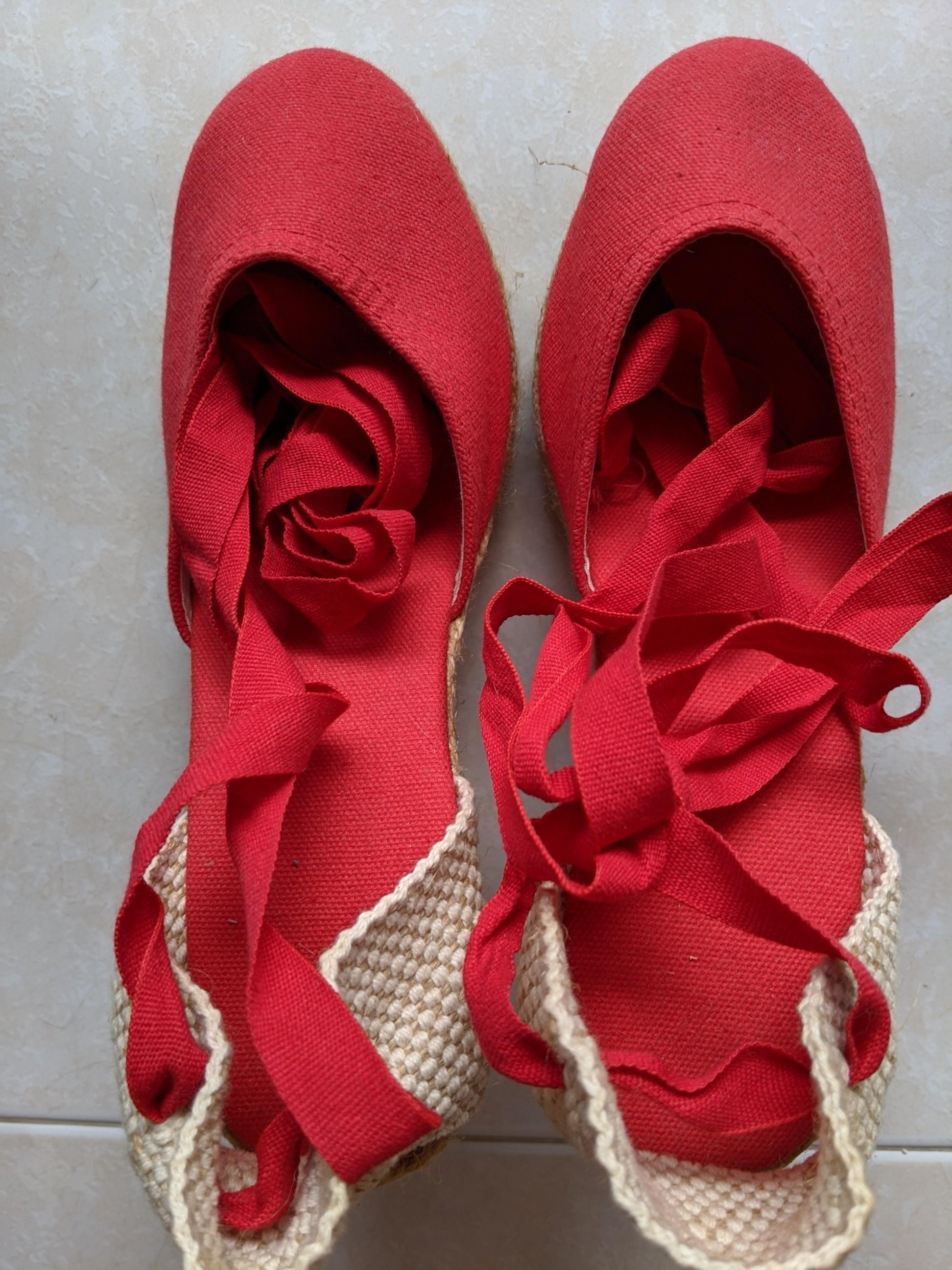 Red wedge campesina ankle tie - casa 
