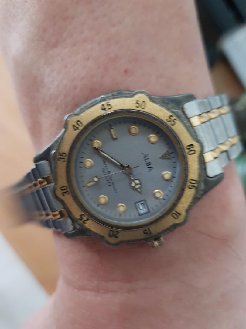 rofina supreme quartz watch