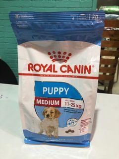 Royal Canin Medium Puppy 1kg Pets Supplies Pet Food On Carousell