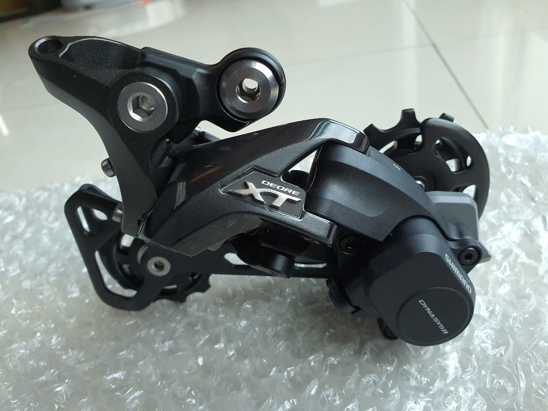 m8000 rear derailleur