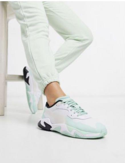 STORM PLAS TECH SNEAKERS IN YELLOW IN MIST GREEN