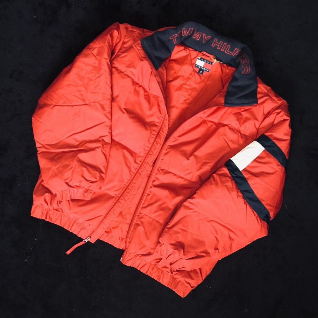 Red tommy outlet hilfiger puffer jacket