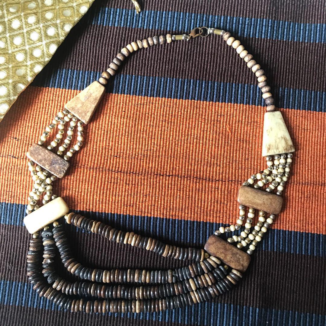 Tribal necklace (Category: Other Accessories) located in Pasay City. Submitted by benngasacao6075 (Listing ID 1028273158, Image 1). Description: Authentic wooden necklace has 5types of woods. What are they? 🤔wait lemme ask the carpenters around🤗.