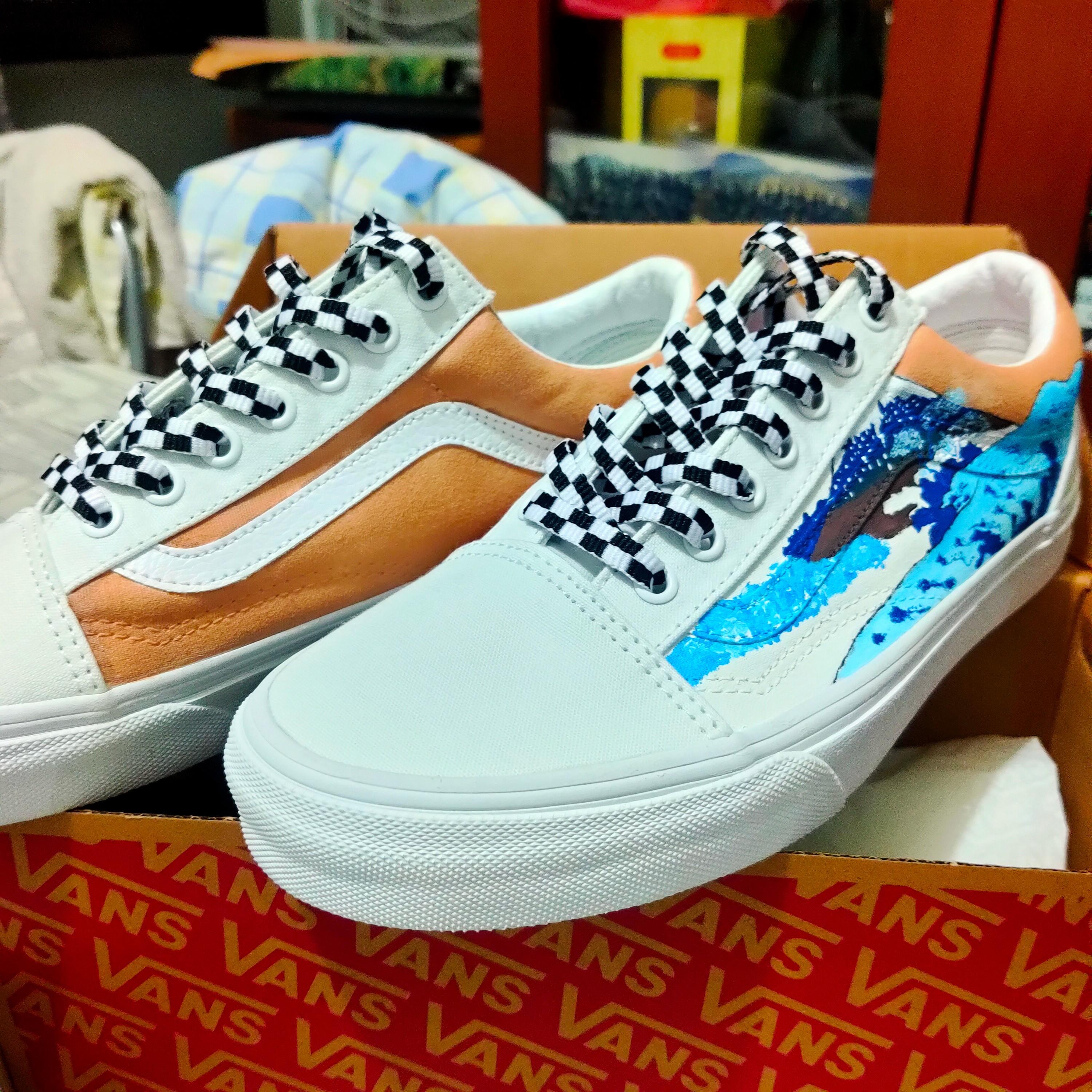 White vans customs outlet