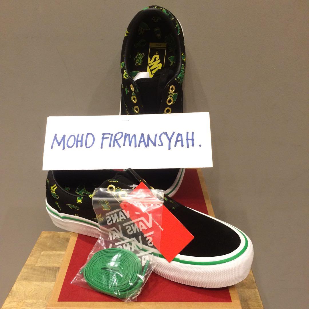 VANS X SHAKE JUNT (ERA), Men's Fashion, Footwear, Sneakers on Carousell