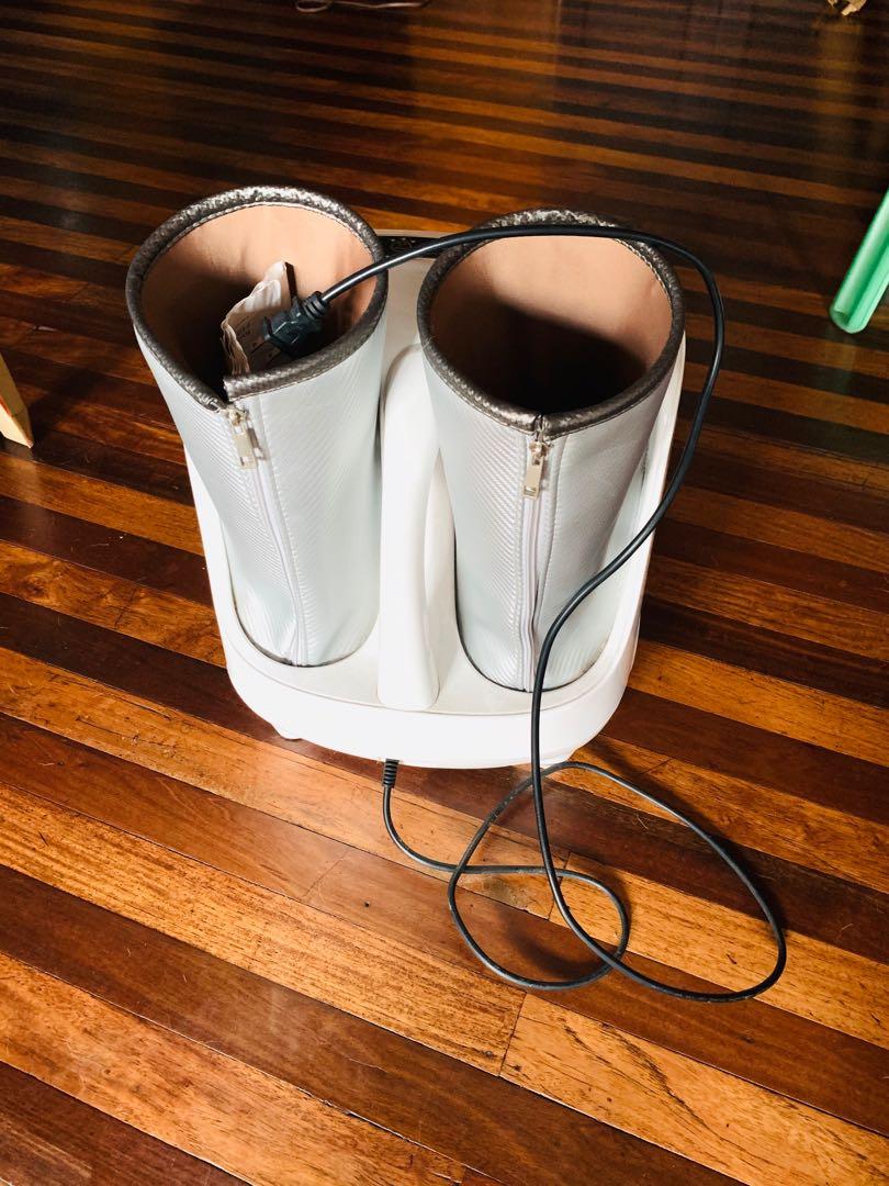 Hiro Foot Massager Beauty Leg (Category: Other Assistive Aids) located in Manila. Submitted by luce_stella (Listing ID 1028282338, Image 3). Description: Hiro Foot Massager Beauty Leg Very mint condition Used for 2 times only Used with double socks kaya clean and hygienic ang loob Super sarap niya sa paa lalo na pag pagod ang paa May warm air mode din siya With original receipt No more box naitapon na Reason for selling: Hindi ginagamit masyado M
