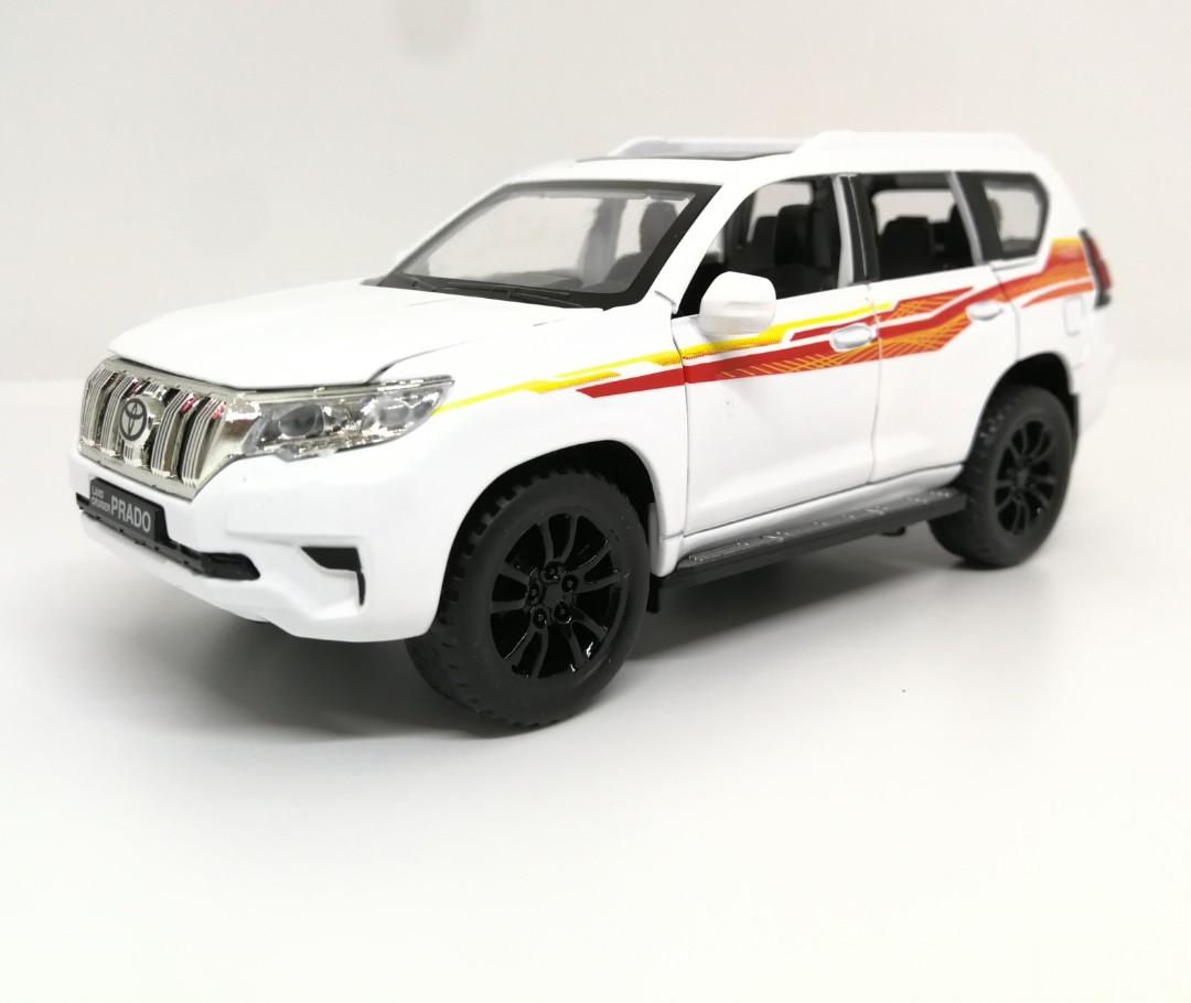 toyota land cruiser diecast model cars