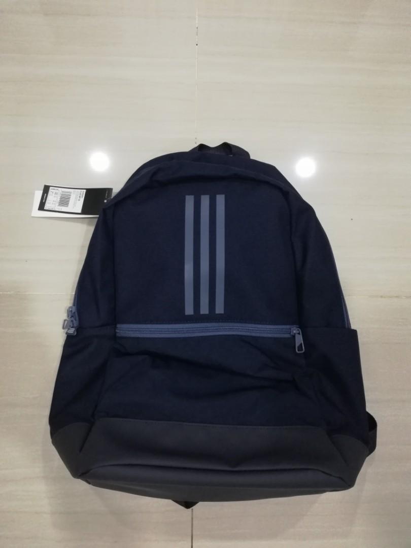 Adidas casual backpack top