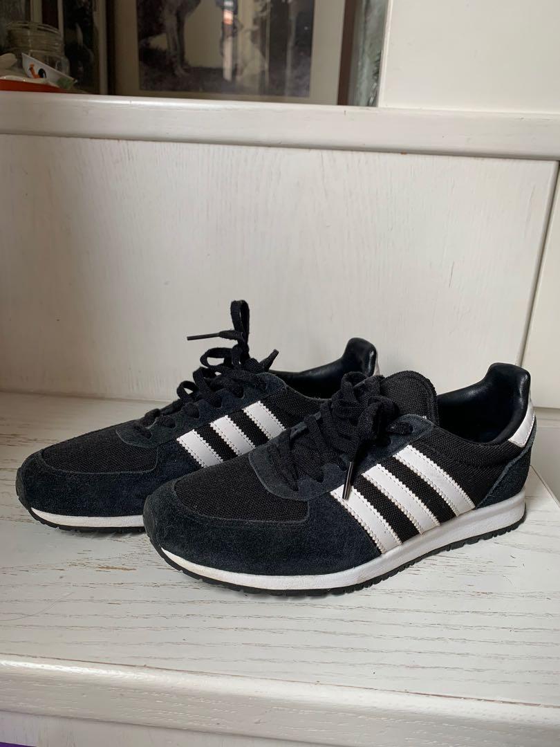 adidas suede sneakers mens