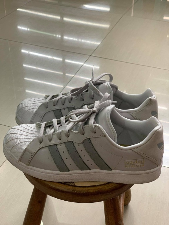 Superstar gray sale