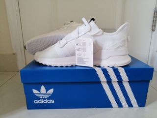 （分類：）位於 。 由 acwkicks 提交（商品編號 1028518851，圖片 1）。簡介： 。