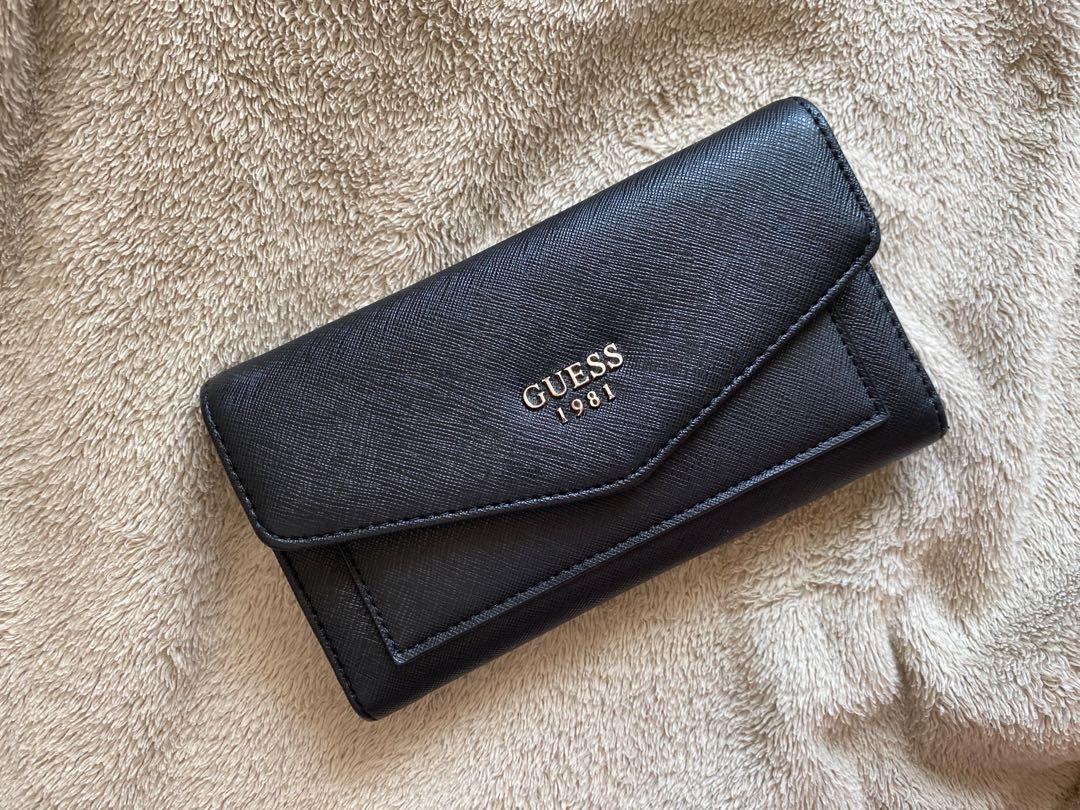 Authentic Guess Wallet Preloved