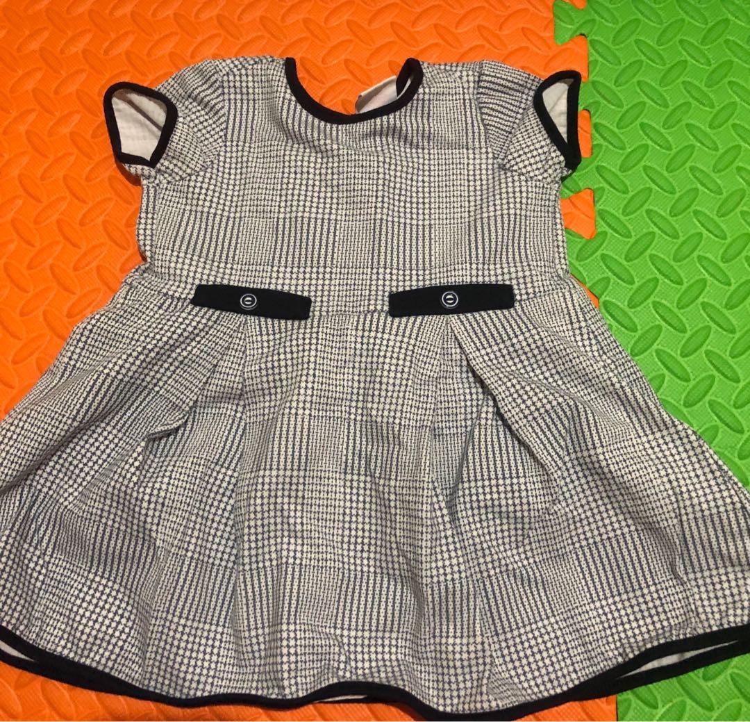 Baby Me Checkered Dress (Category: Babies & Kids Fashion) located in San Pedro. Submitted by cammmv (Listing ID 1028559658, Image 1). Description: Well loved Baby Me checkered dress. Fits 3-6 months. Worn once in a semi formal party. .