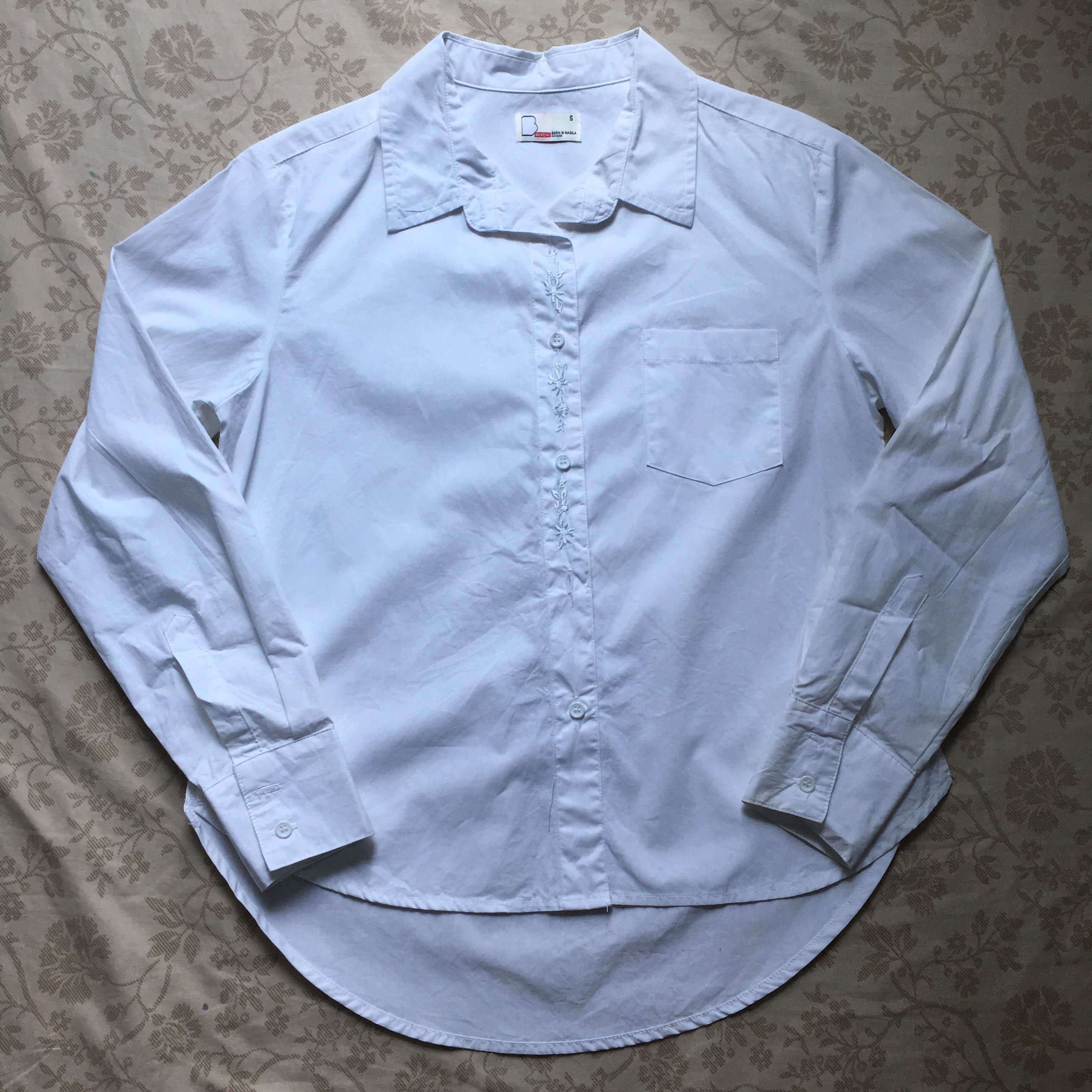 Long Sleeve White Buttondown Shirt 