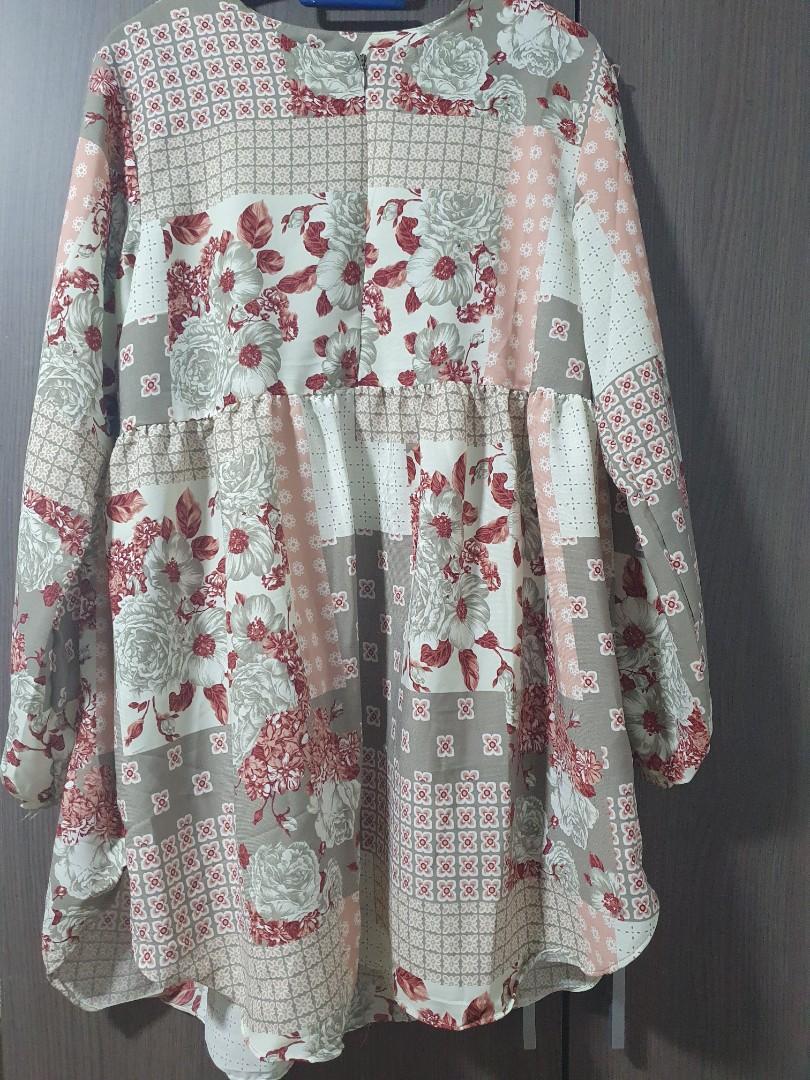 Blouse sets (Category: Blouses) located in Singapore. Submitted by rafidahabdullah (Listing ID 1028596151, Image 1). Description: bust: 100cm pants :60 to 90cm length :95cm pants comes with 2 side pocket..