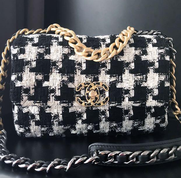 Chanel houndstooth tweed best sale bag