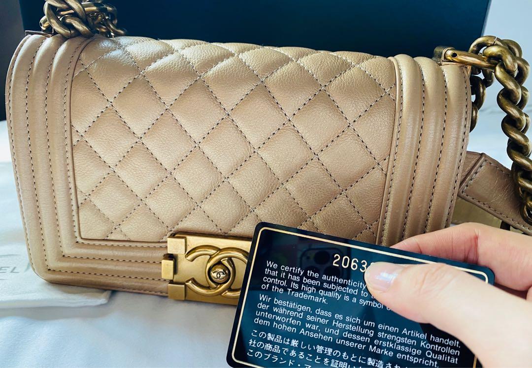 Chanel Boy Bag Your Guide to Sizes Styles Prices  SACLÀB