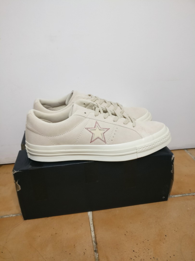 converse one star love