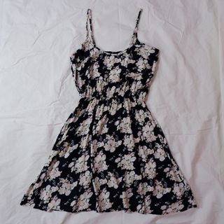 (Category: ) located in . Submitted by ces.shop (Listing ID 1028536772, Image 1). Description: .