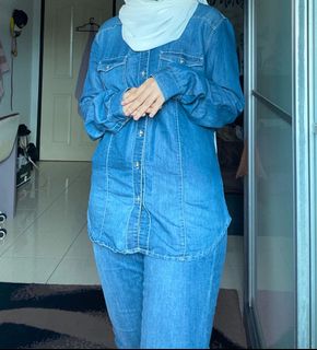 (Category: ) located in . Submitted by prelovedbysyazwina (Listing ID 1028556889, Image 1). Description: .