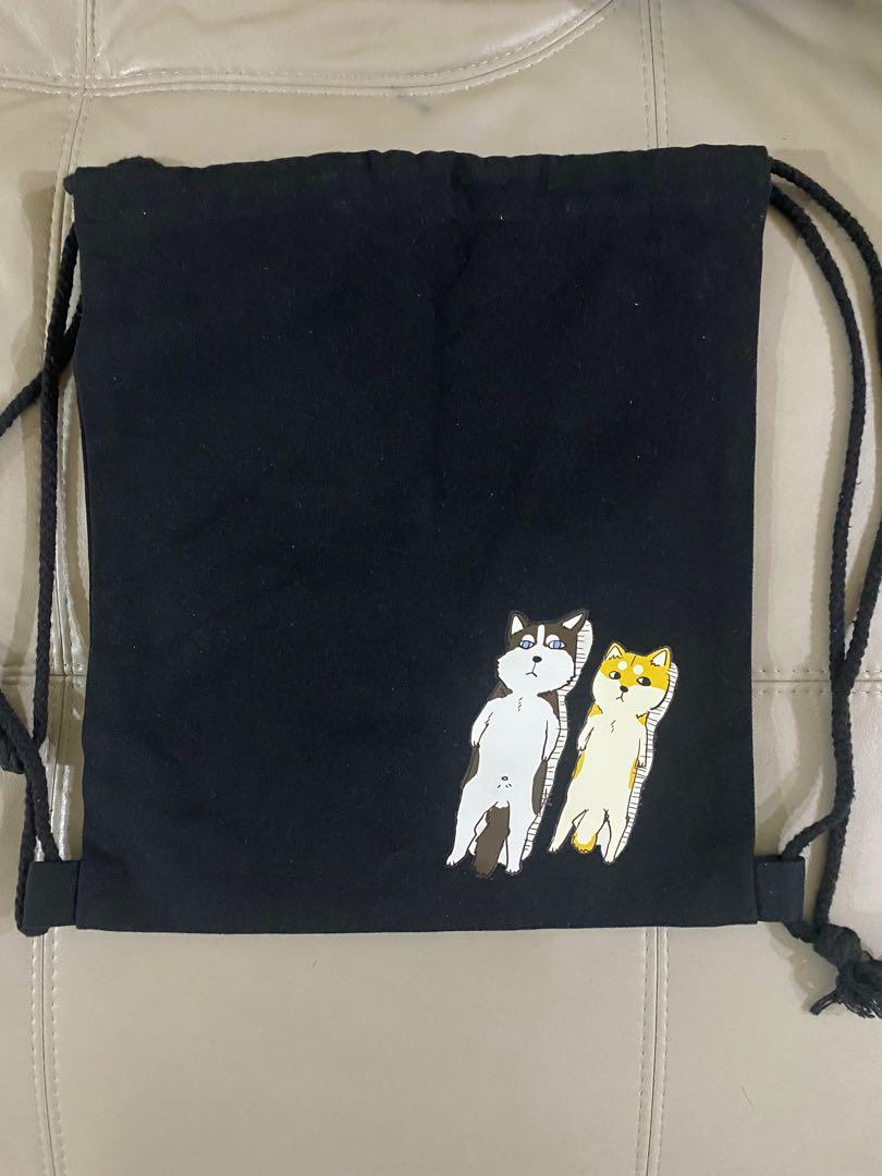 Drawstring Bag (Category: Cross-body Bags) located in Singapore. Submitted by _pandaa_ (Listing ID 1028595087, Image 1). Description: selling this cute drawstring bag for only $2! ❗️not used at all, brand new ❗️ ✨meet ups at Yishun Mrt, redline or other places can be discuss.