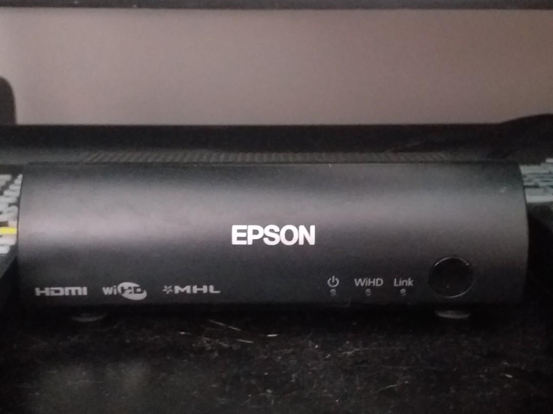 Epson EH-TW8200W Projector, TV & Home Appliances, TV