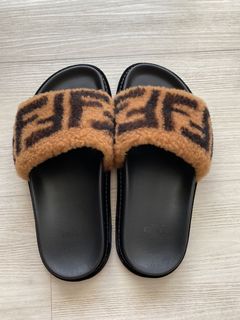 (Category: ) located in . Submitted by hypebeast88 (Listing ID 1028458014, Image 1). Description: .