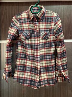 (Category: ) located in . Submitted by closetpreloved_ (Listing ID 1028612679, Image 1). Description: .