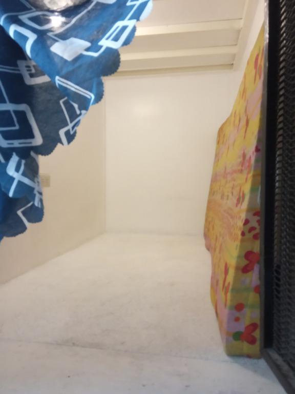 For Rent Capsule Type Tiny Rooms 28th Ave Market2x Sm Aura Near Bgc Property Rentals Room Rentals On Carousell