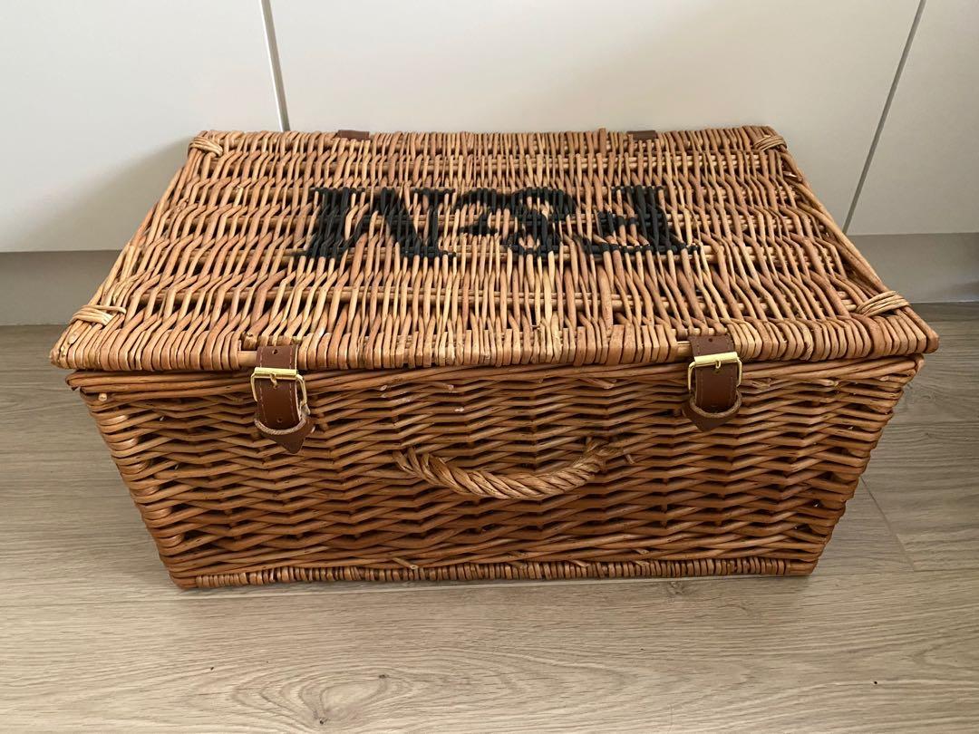 Fortnum & Mason Picnic Basket, 旅行, 旅行必需品, 戶外、露營 Carousell