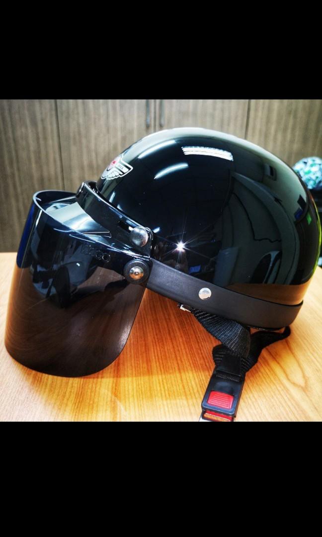 Half 2024 cut helmet
