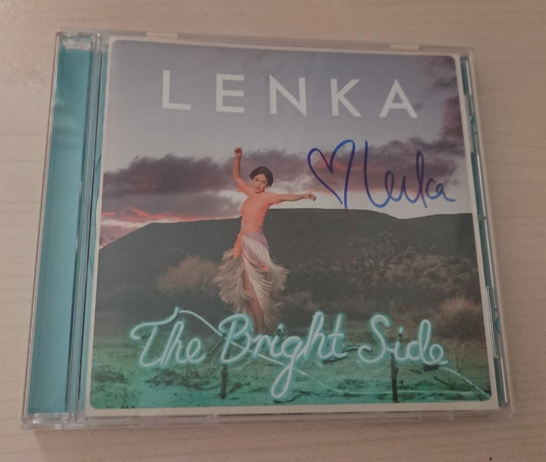LENKA Signed CD （分類：其他周邊）位於 Hong Kong。 由 rapunzelwong 提交（商品編號 1028544613，圖片 1）。簡介： The CD is signed by Lenka Havent never used。