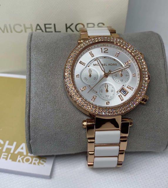 harga smartwatch michael kors