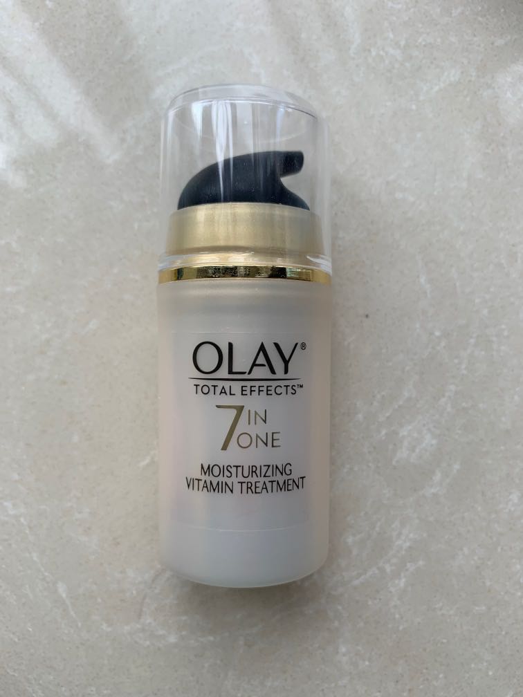 olay moisturizing vitamin treatment