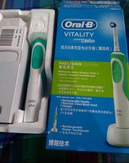 Oral B Vitality Toothbrush electric