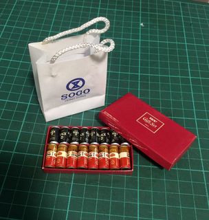 （分類：）位於 。 由 cindy0649 提交（商品編號 1028659992，圖片 1）。簡介： 。