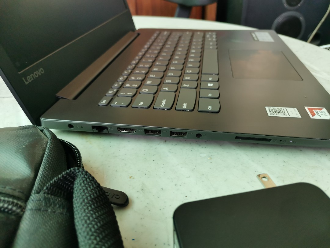 Selling: Lenovo ideapad 330 Laptop