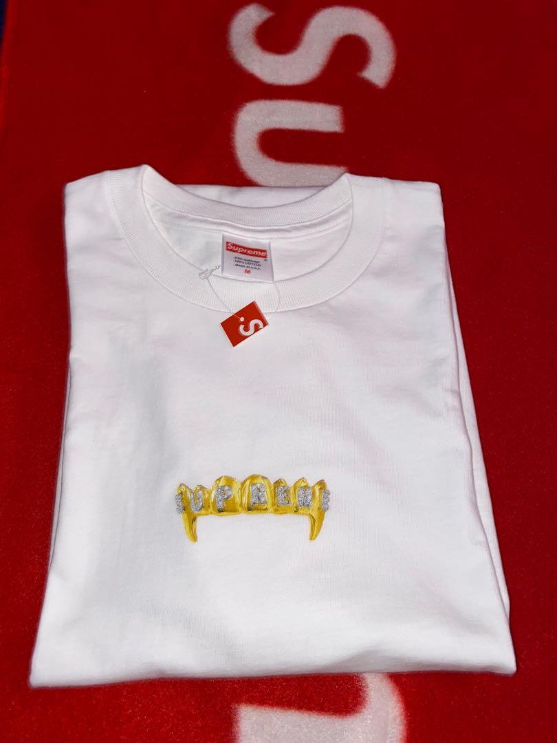 Supreme front store tee