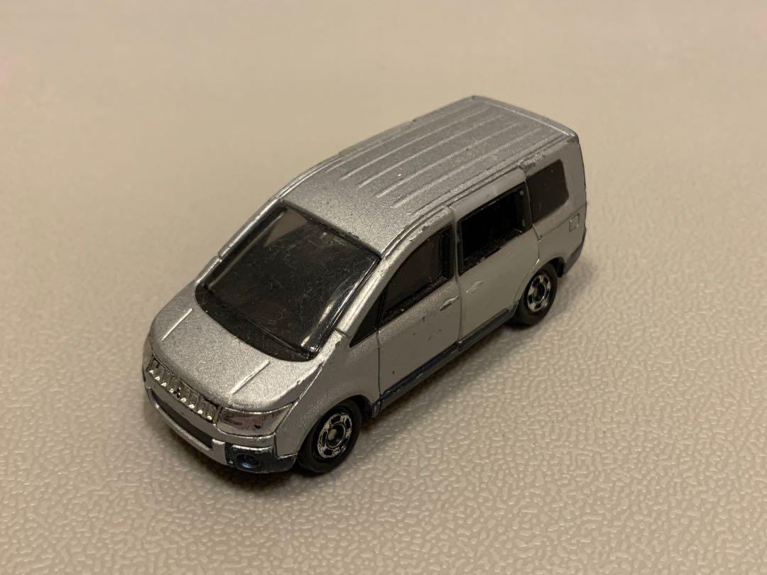 Takara Tomy Tomica No 34 Mitsubishi Delica D5 興趣及遊戲 玩具 遊戲類 Carousell